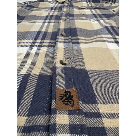 Legendary Whitetails Men’s Medium Buck Camp Flannel Shirt Relaxed Fit Plaid - Picture 9 of 15